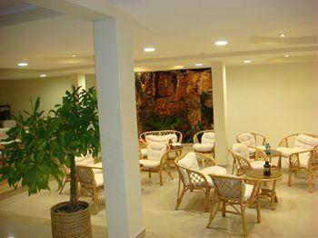 Hotel Residencia Santa Marta Tomar Exterior foto